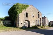 Maison à AMEUVELLE