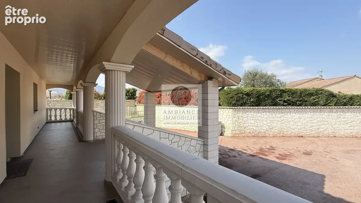 Maison avec piscine proche centre-ville - photo 8