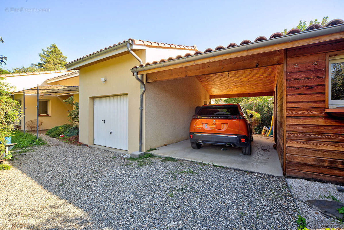 Maison à TOURNEFEUILLE