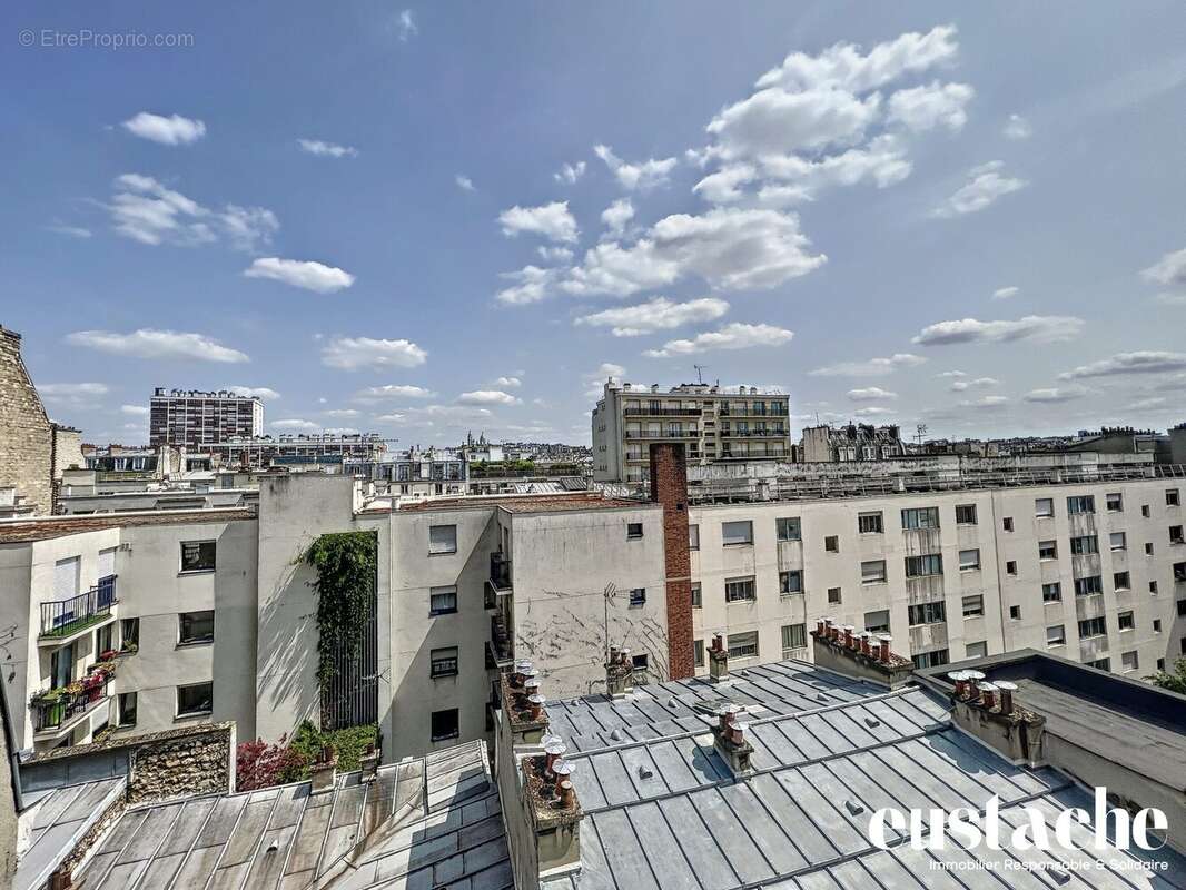 Appartement à PARIS-17E