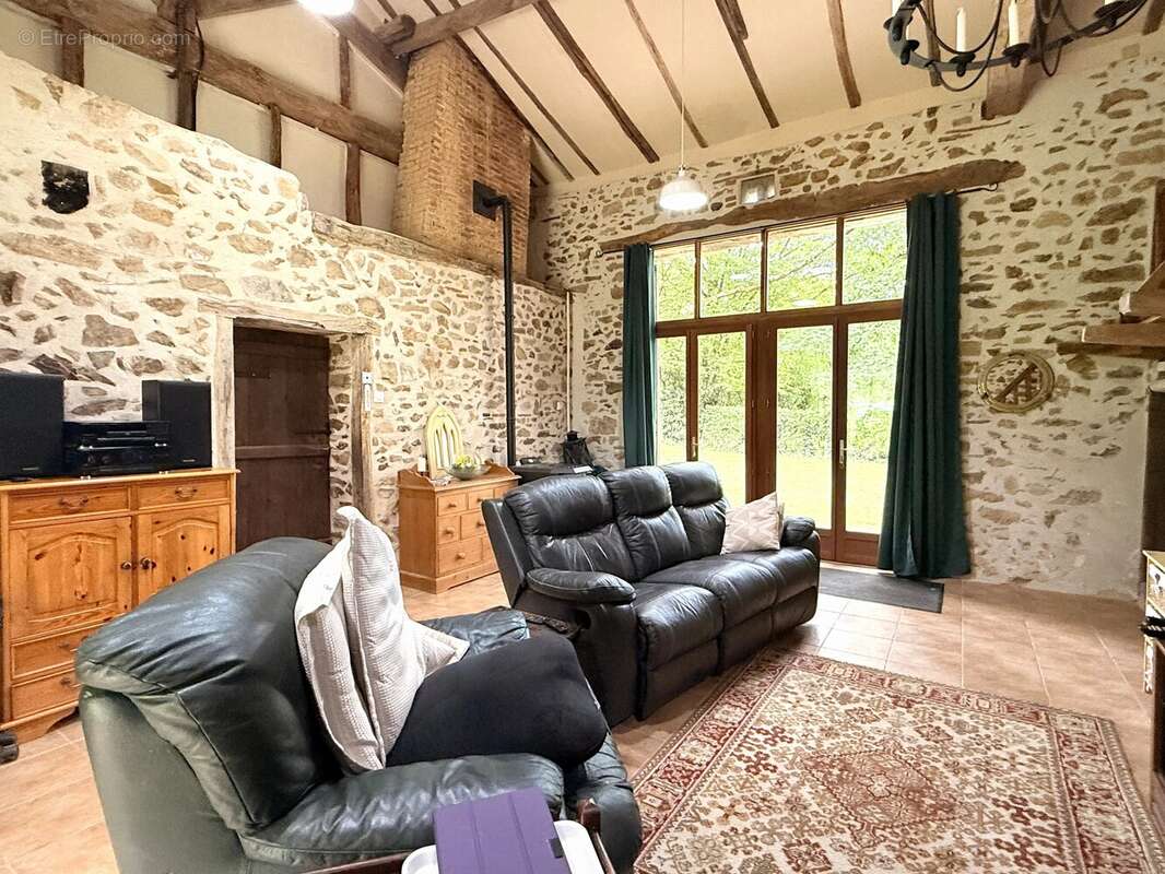 Maison à SAULGOND