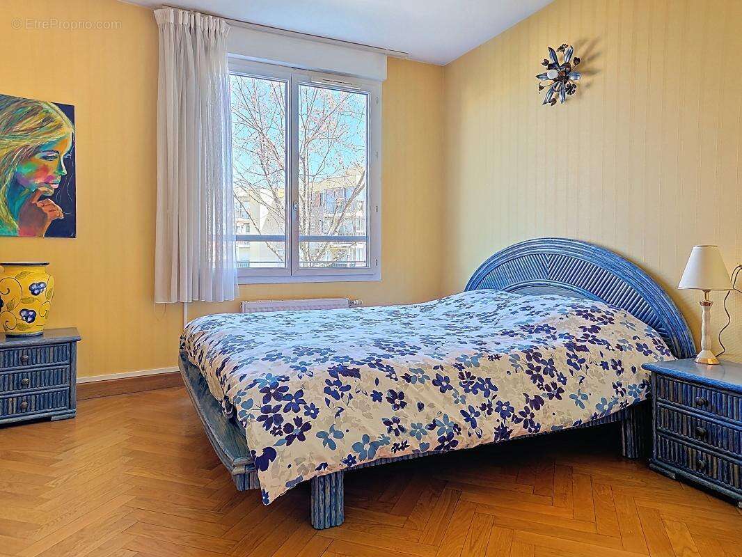 Appartement à BRON