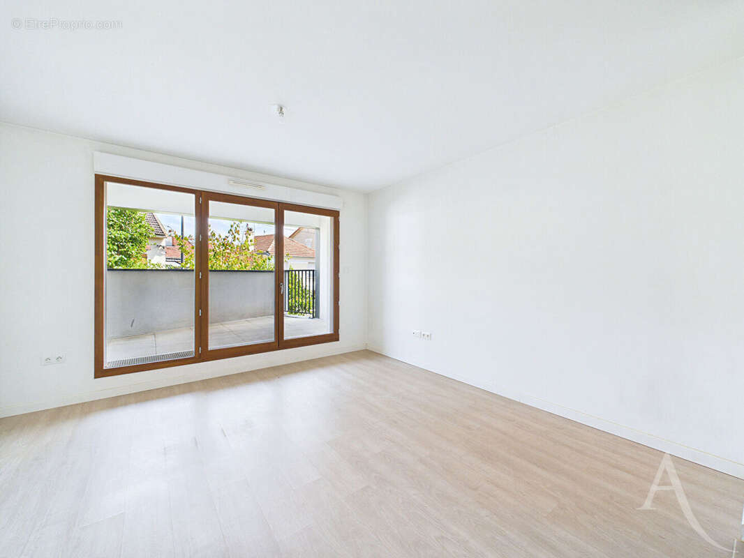 Montreuil - appart f2 42.21 m² - terrasse  7.70 m² - photo 4