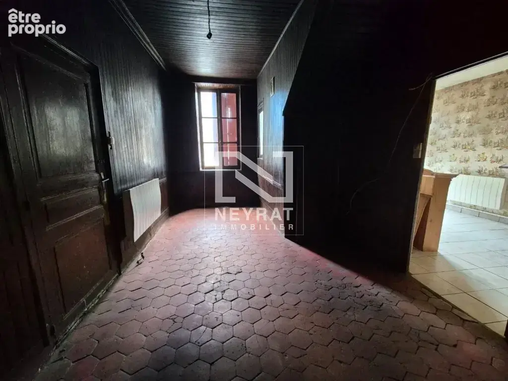 Maison 8 pièces 180 m² à vendre à Saint-Sernin-Du-Plain (71510) - photo 9
