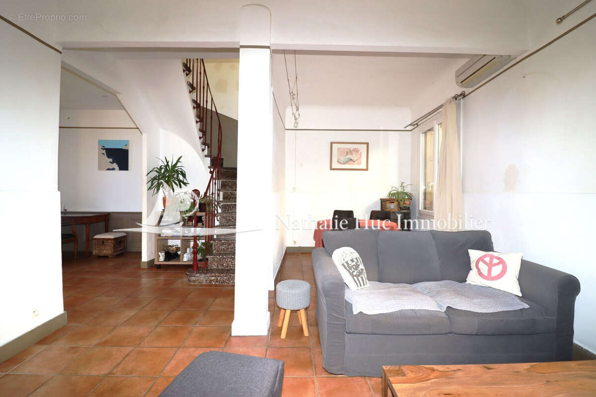 Maison à VILLELONGUE-DE-LA-SALANQUE