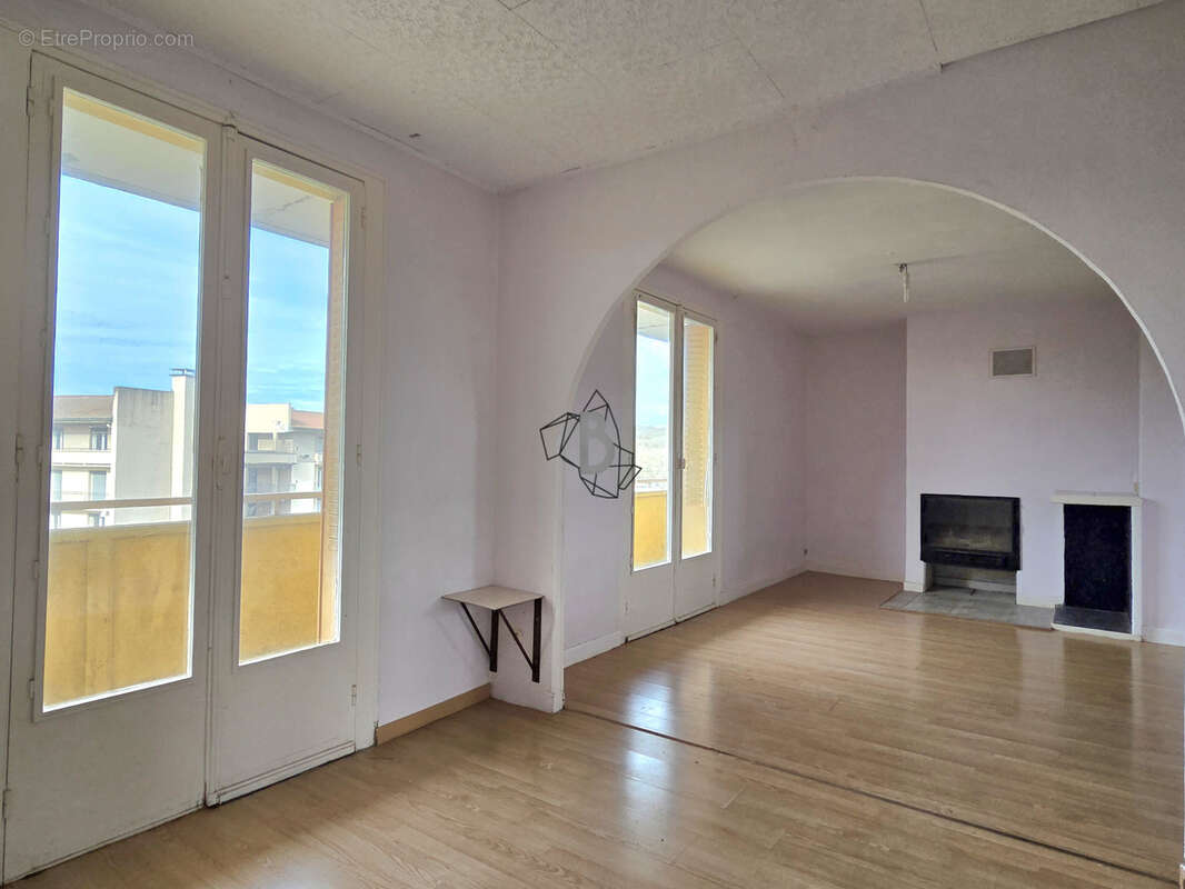 Appartement à CARMAUX