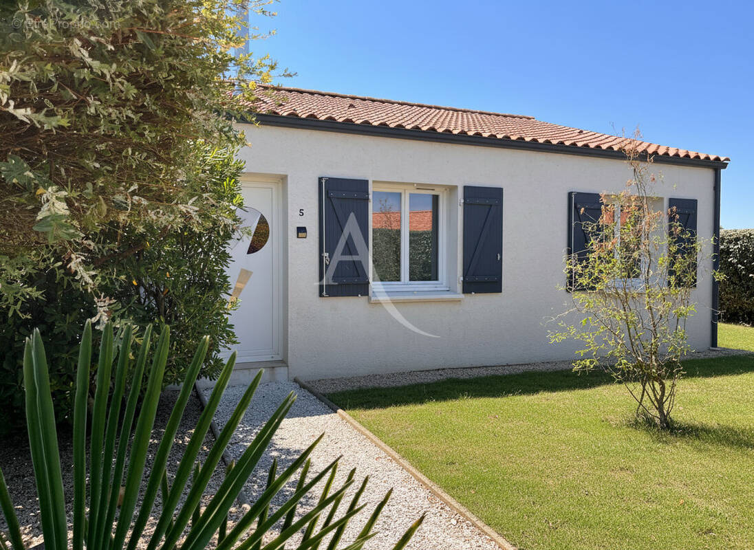Maison à LA CHAPELLE-ACHARD