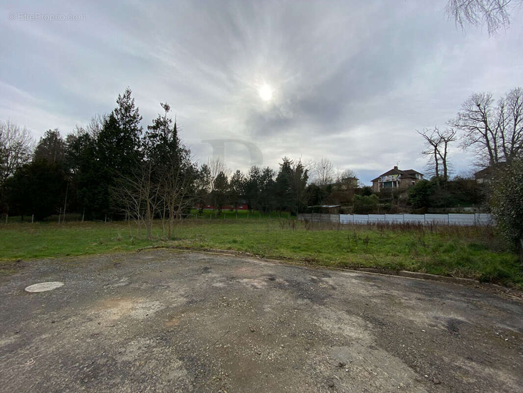 Terrain à BAGNOLES-DE-L&#039;ORNE