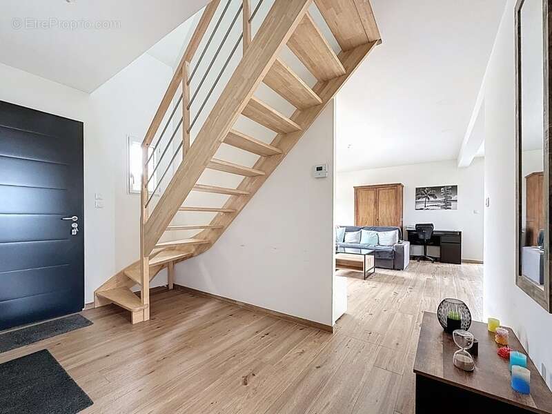 Maison à NOTRE-DAME-D&#039;OE