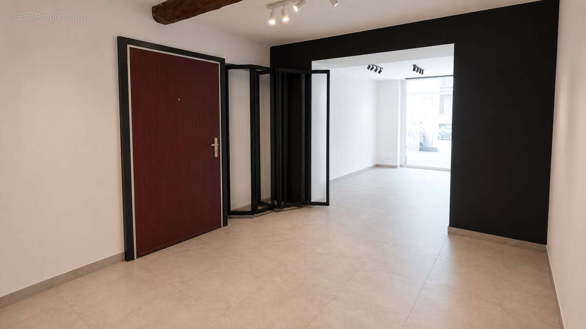 ** Cession Droit Au Bail ** Très Bon Emplacement ** (83430) SAINT MANDRIER SUR MER ** - photo 4