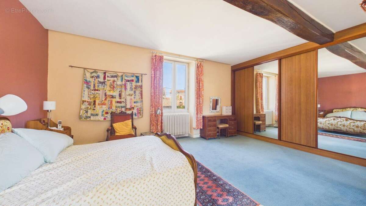 Maison à SAINTE-SOLINE