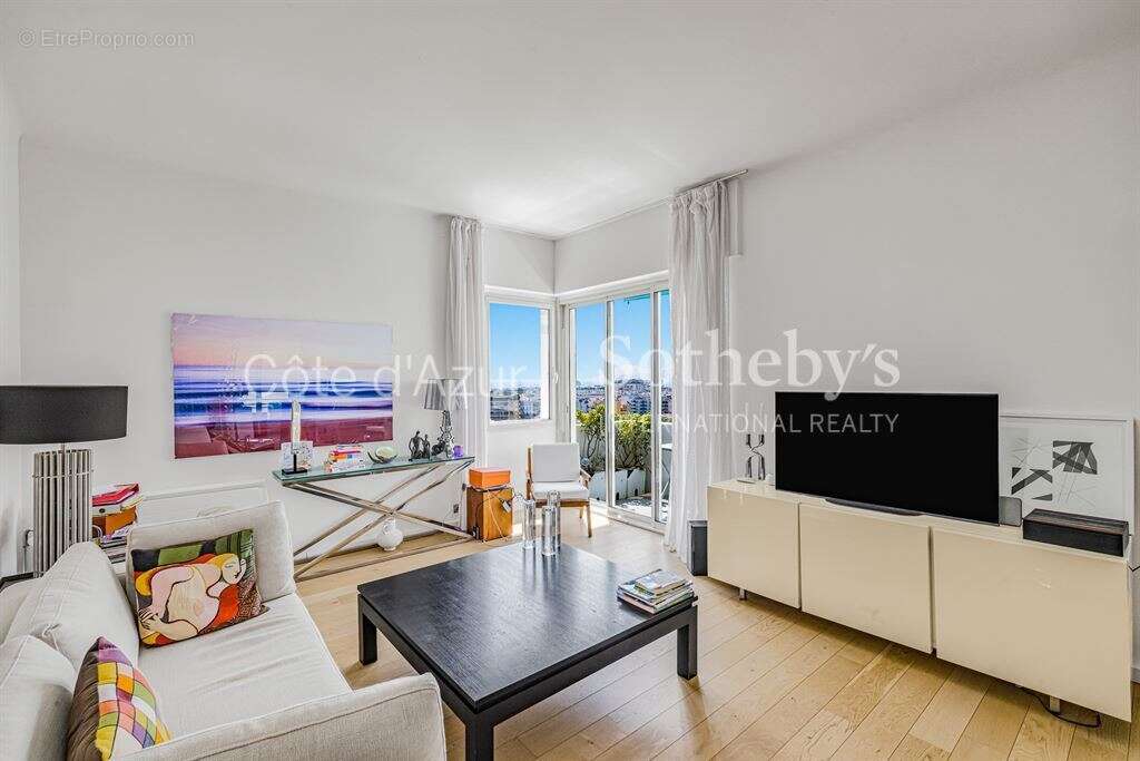 Penthouse duplex avec terrasse de 69 m² et vue mer panoramique à Cannes Montfleury - photo 6