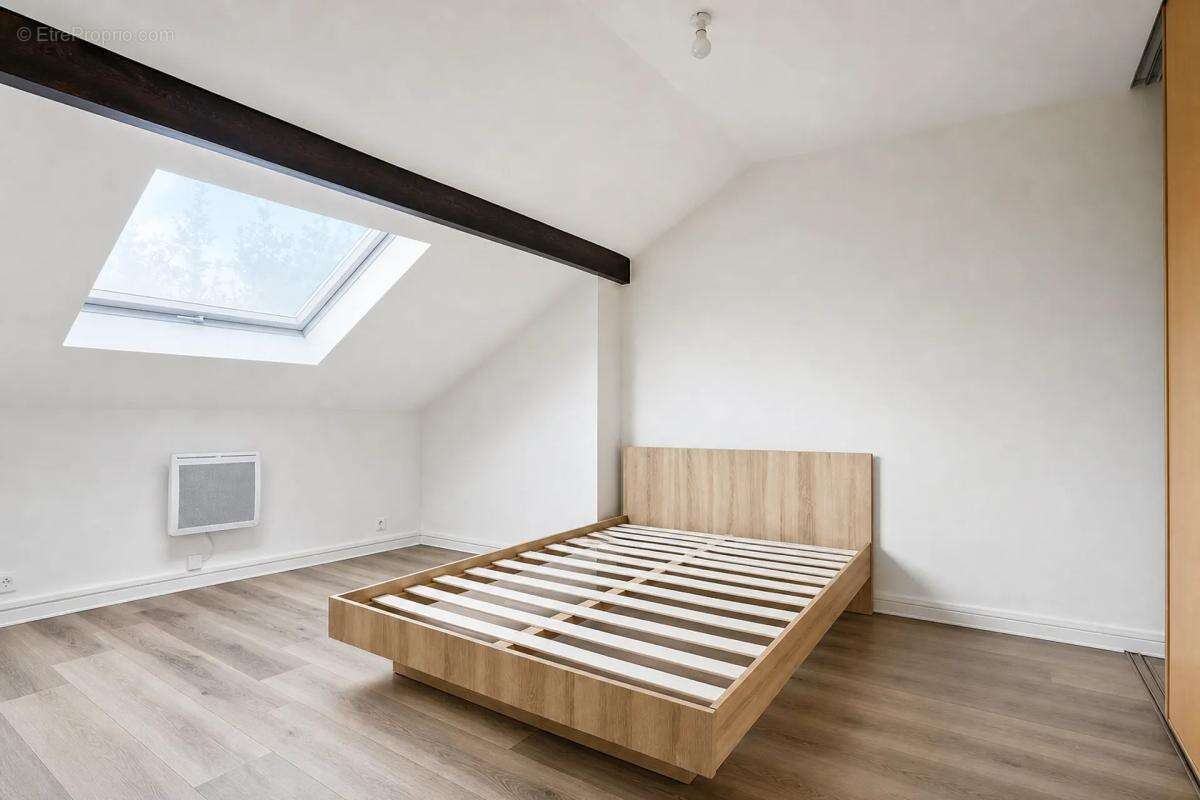 Appartement à CORBEIL-ESSONNES