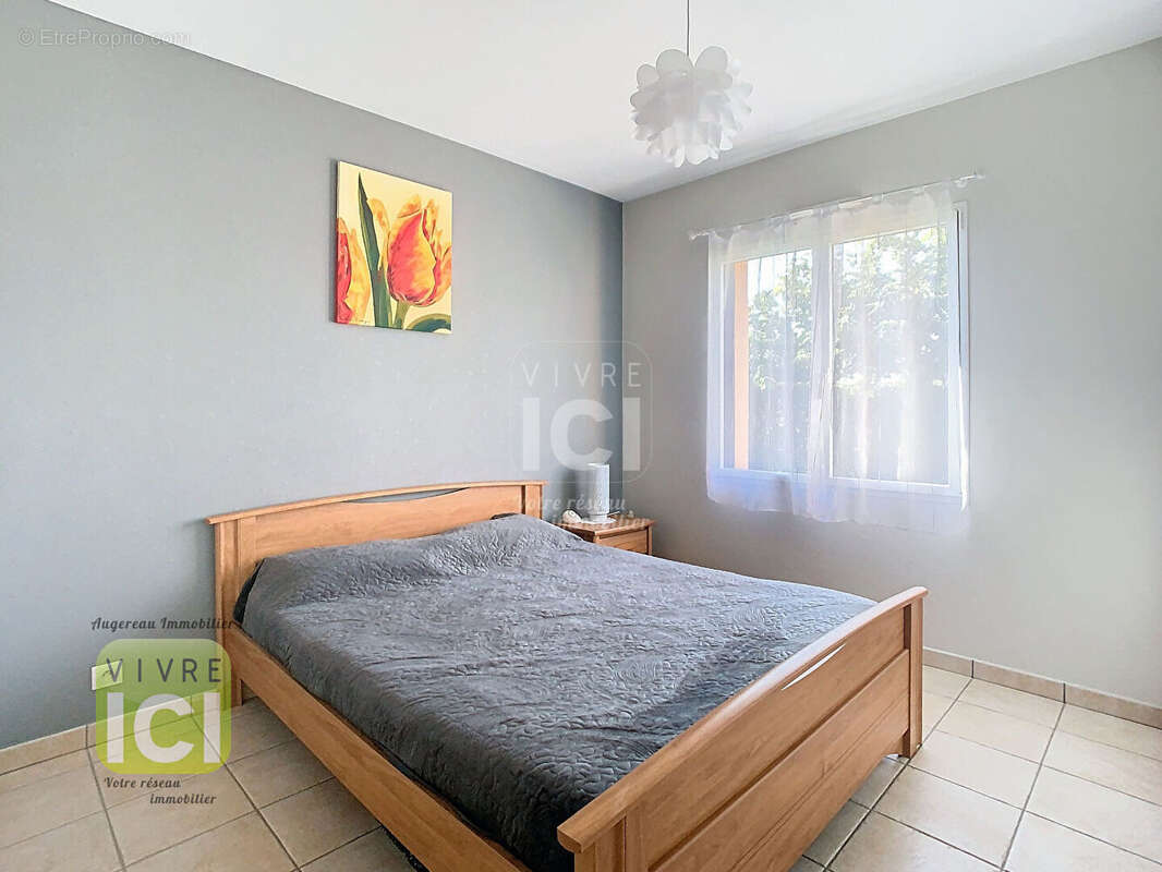 Maison de plain-pied 163.85 m2 - photo 15