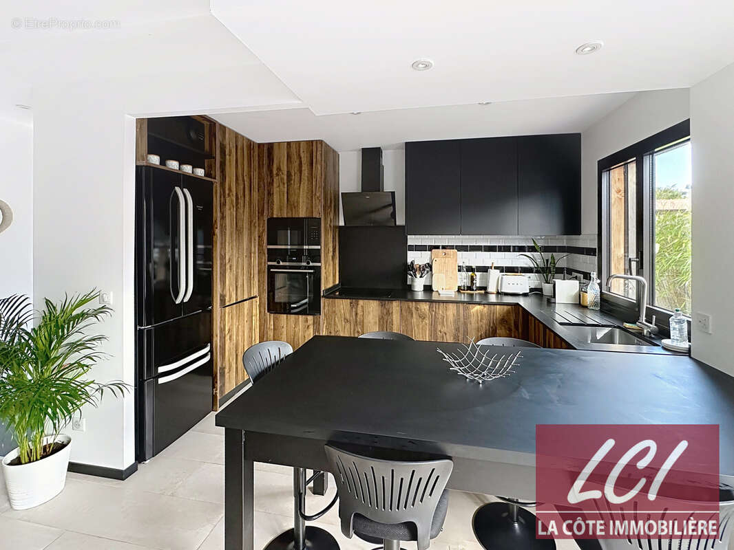 Maison à GUJAN-MESTRAS