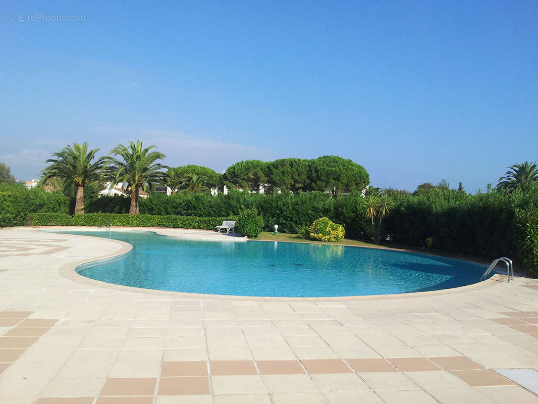 Appartement à MANDELIEU-LA-NAPOULE