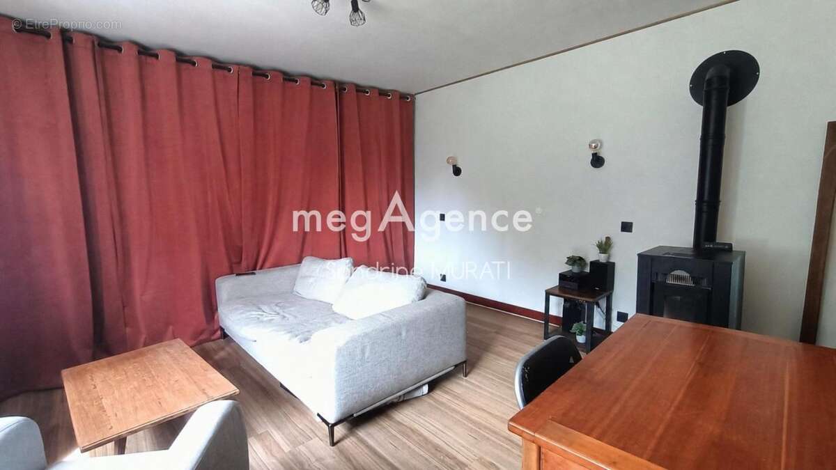 Maison en pierre + Grange St Aubin du désert (53) - photo 5