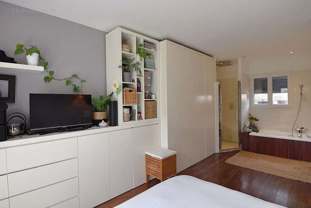 Maison à SAINT-PAUL-EN-FORET