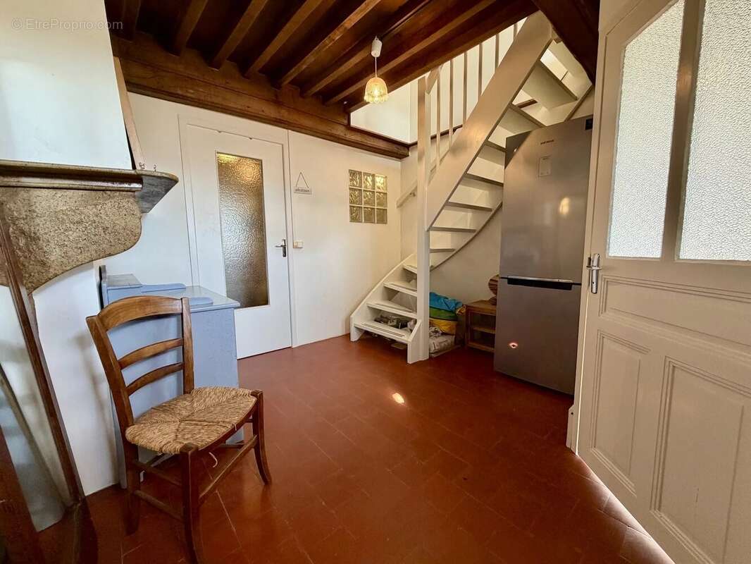 Maison à MONTSAUCHE-LES-SETTONS