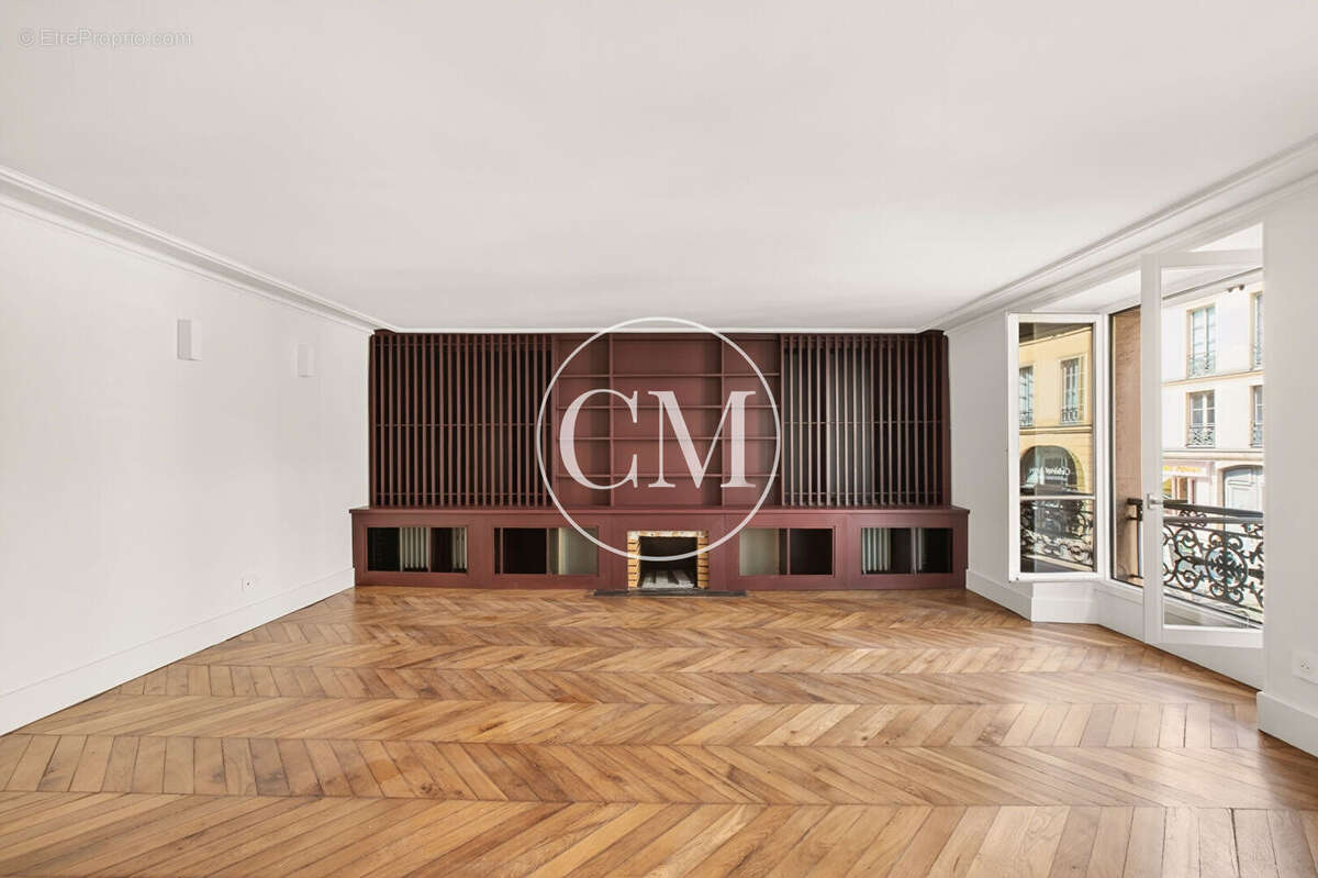 Appartement à VERSAILLES