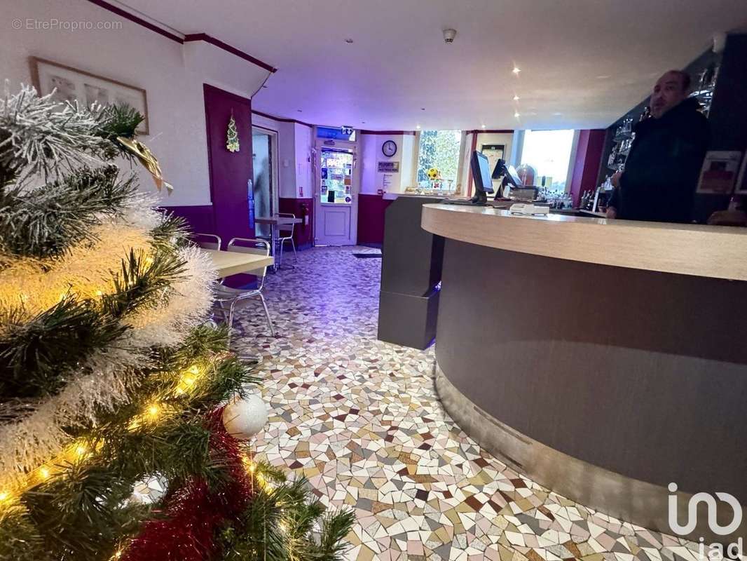 Photo 5 - Commerce à PONT-SUR-YONNE