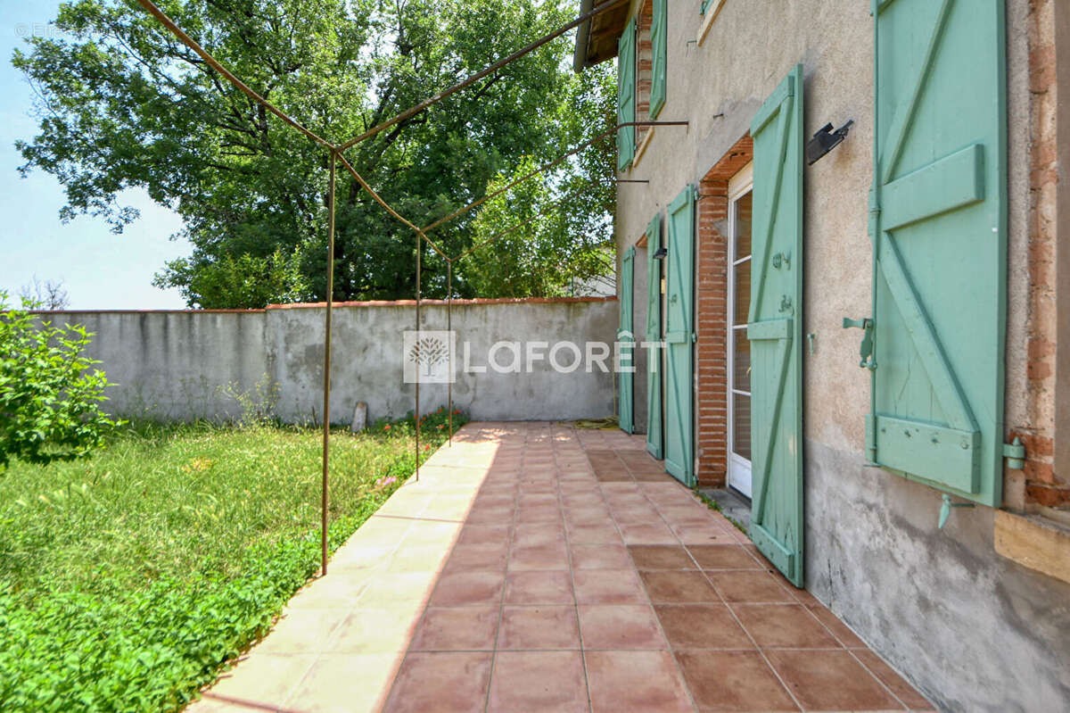 Maison à LISLE-SUR-TARN