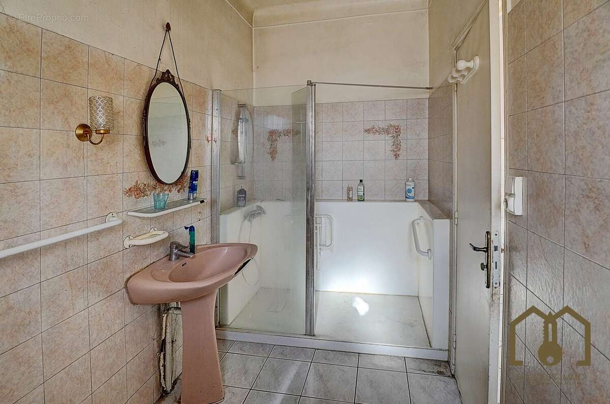 Appartement à VAULX-EN-VELIN