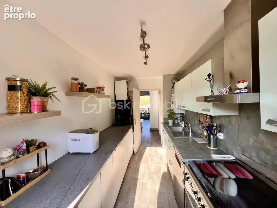 Châteauneuf-grasse – place des pins – 3 pièces 66 m² – dernier étage – balcon – calme - photo 9