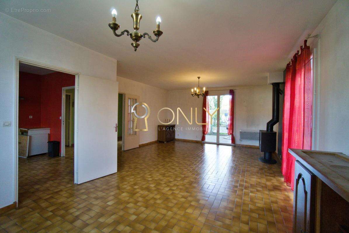 Maison à DECINES-CHARPIEU