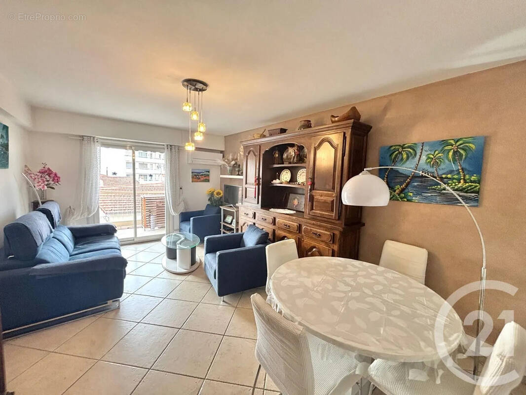 Appartement à LE CANNET