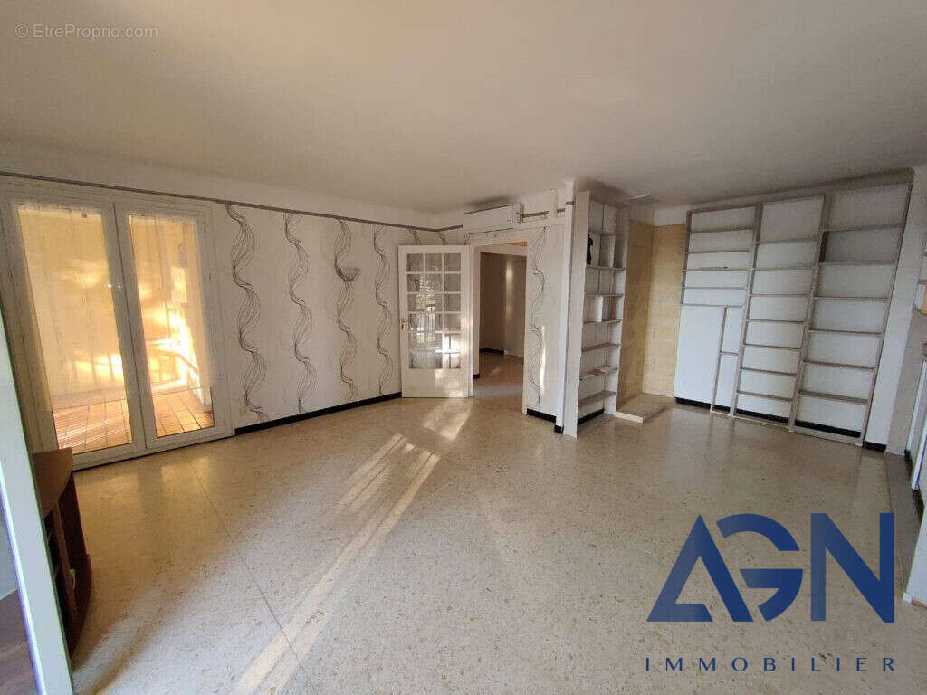 Appartement à VIAS