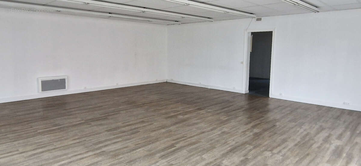 Commerce à MONTLUCON