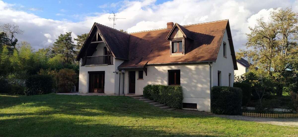 Maison à SAINT-DENIS-EN-VAL