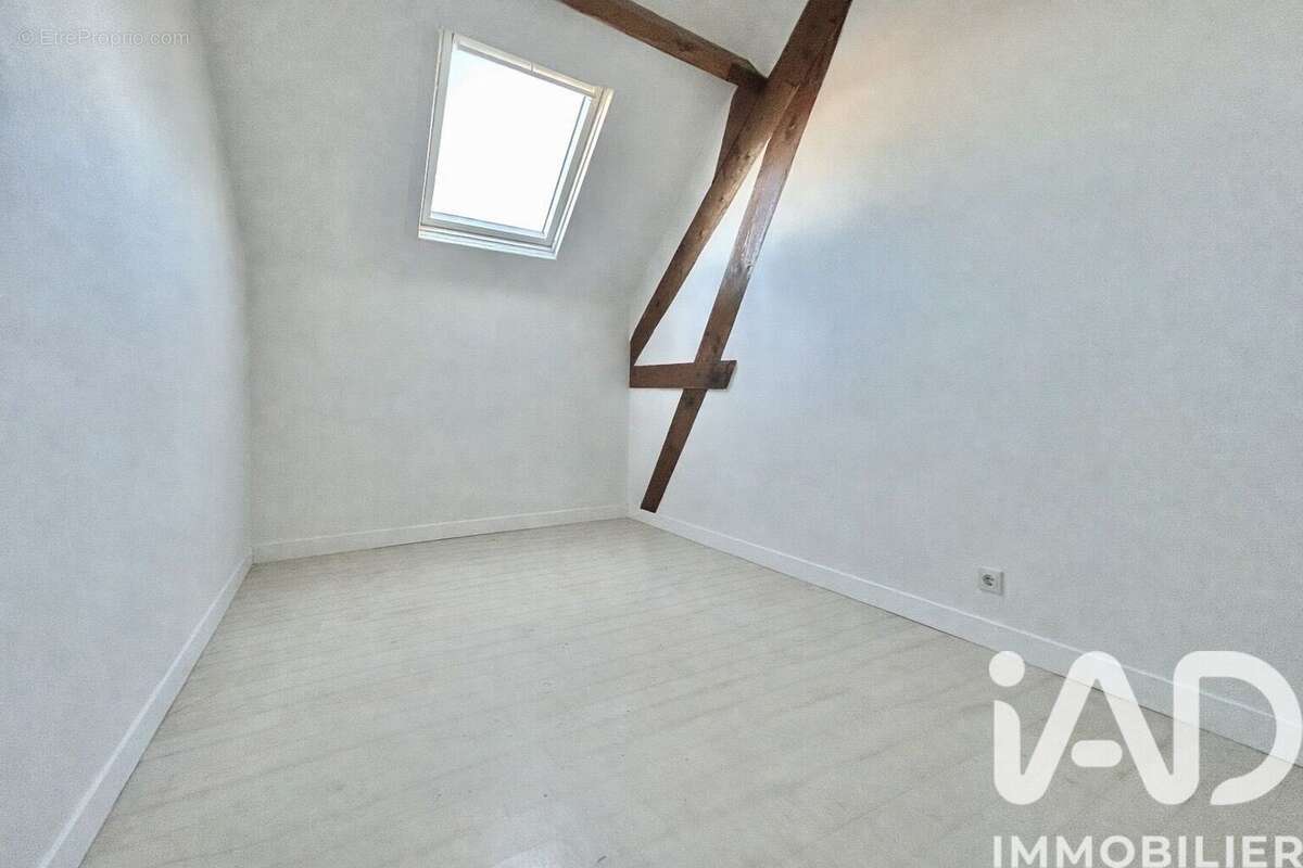 Maison 85 m² à Fontenoy  - photo 4