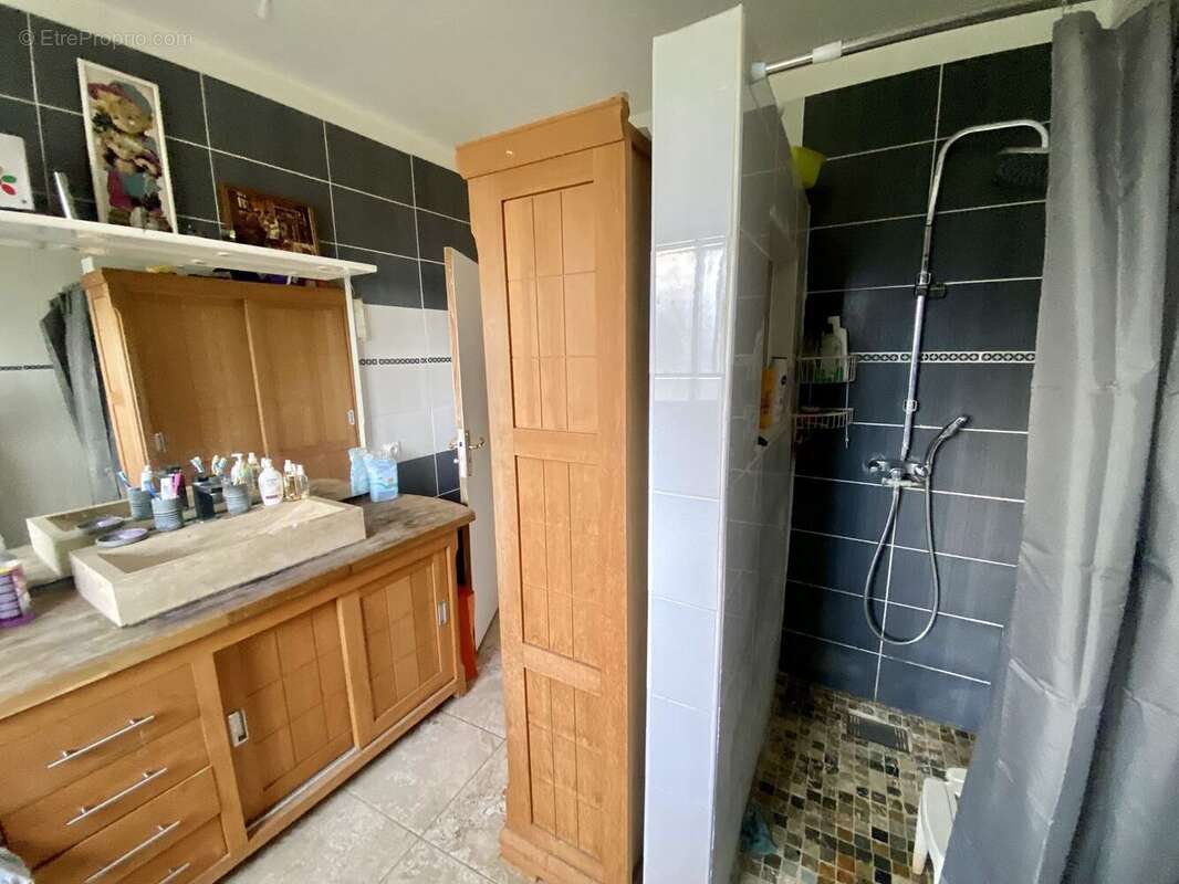 Maison à SAINT-EMILION