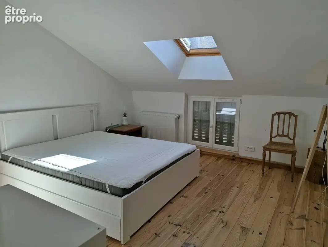 Suite parentale maison proche canal du Nivernais