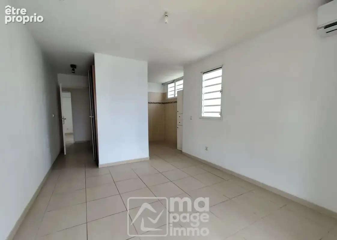 Vaste Appt T4 de 140 m2, Schoelcher - photo 8