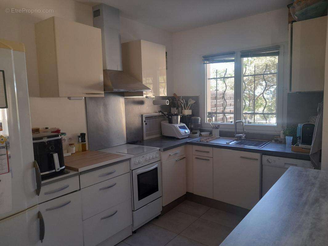 Maison à VINON-SUR-VERDON