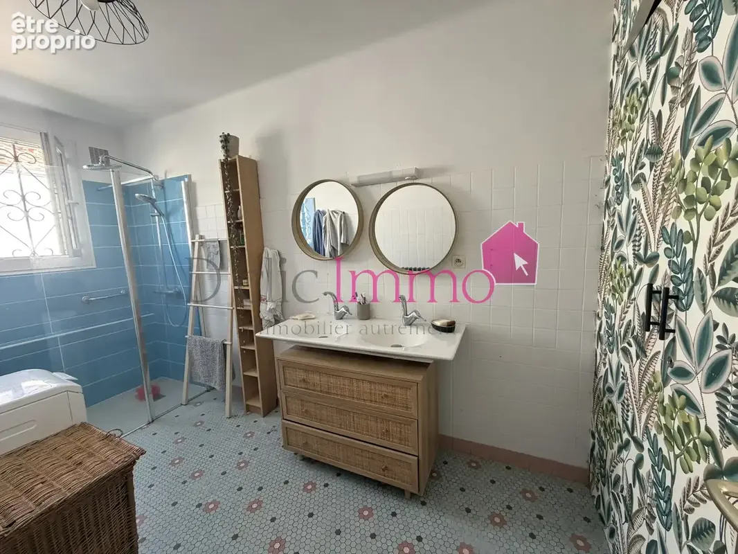 CHALLANS   Maison familiale avec logement indépendant et deux garages - photo 9
