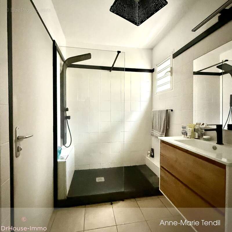 Appartement 66 m² à Saint-Pierre  - photo 23
