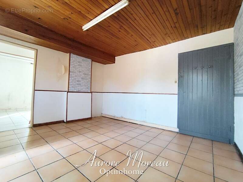 Maison à VAUX-ANDIGNY