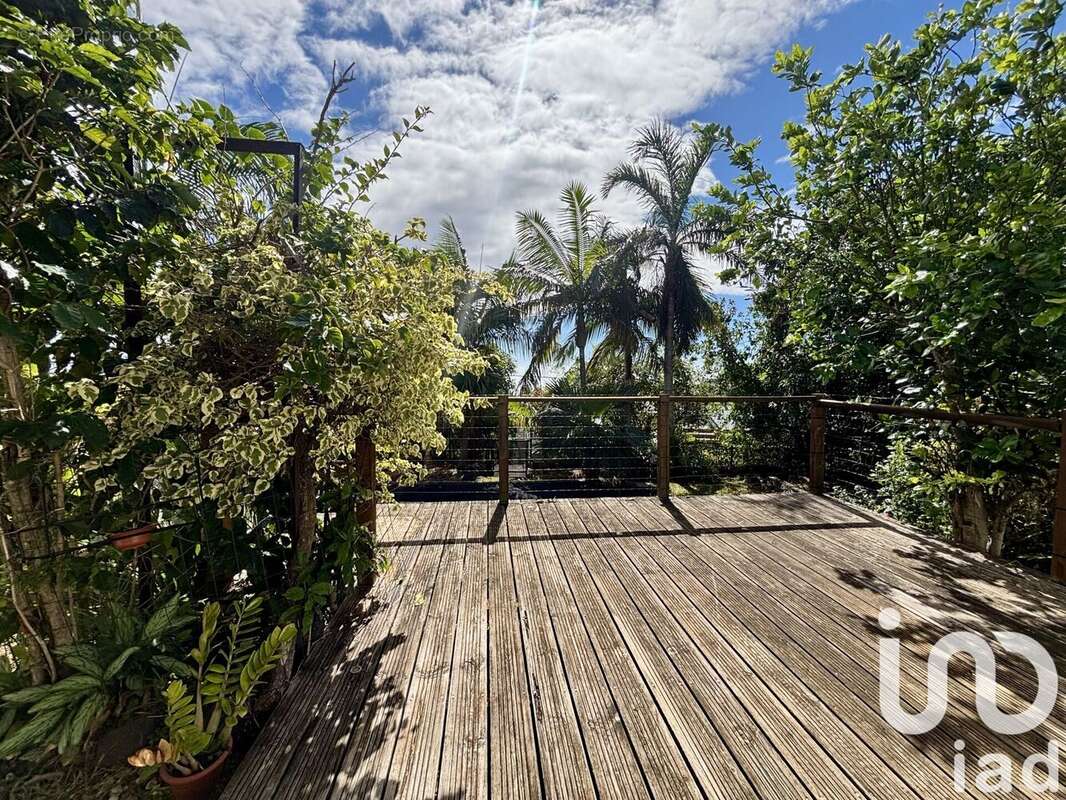 Photo 2 - Maison à SAINT-DENIS