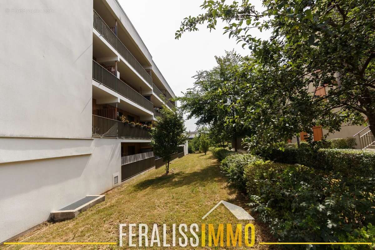 Appartement à MENUCOURT
