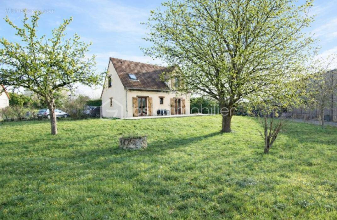 Maison à SANNERVILLE