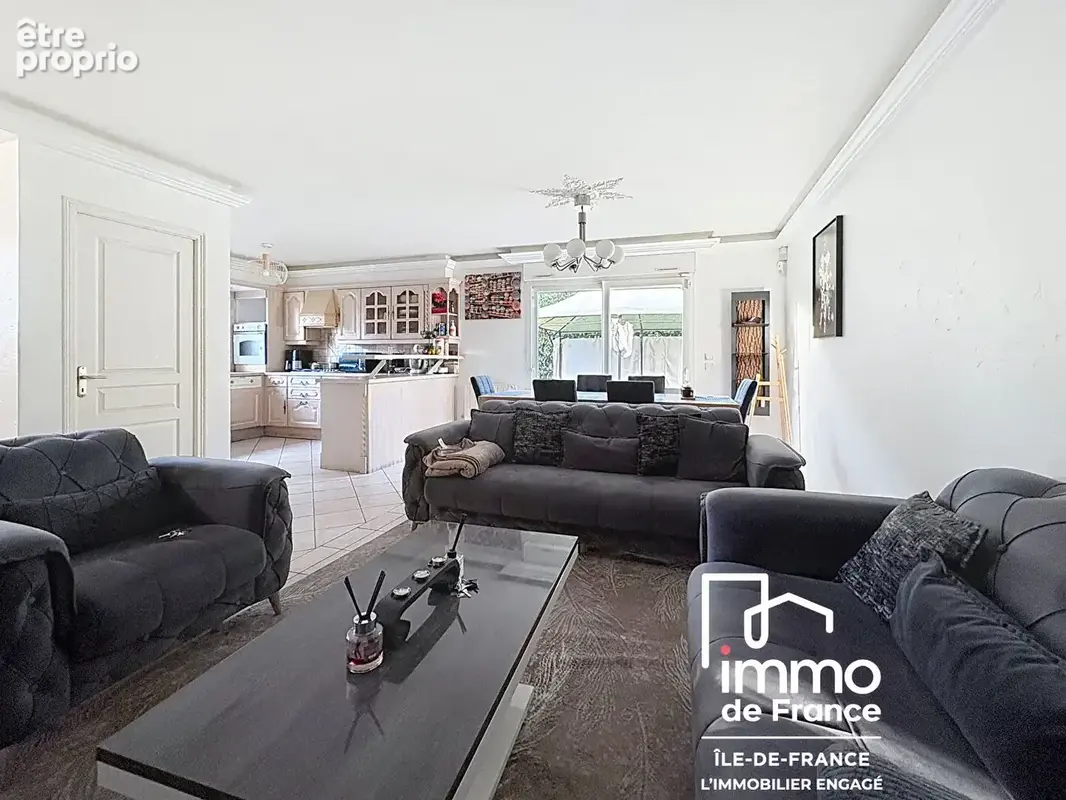Maison familiale avec jardin privatif dans une petite copropriété de 2 lots sans charges." - photo 2