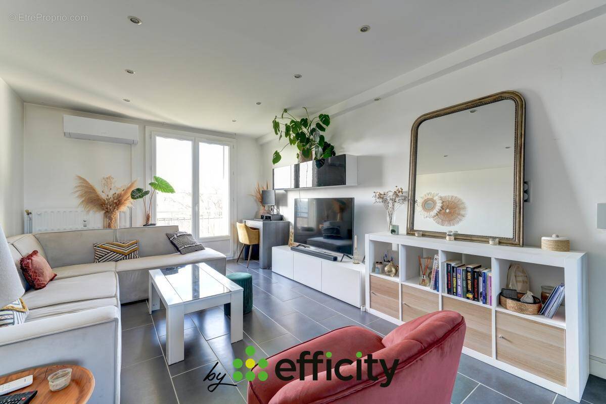 Appartement à SAINT-PRIEST