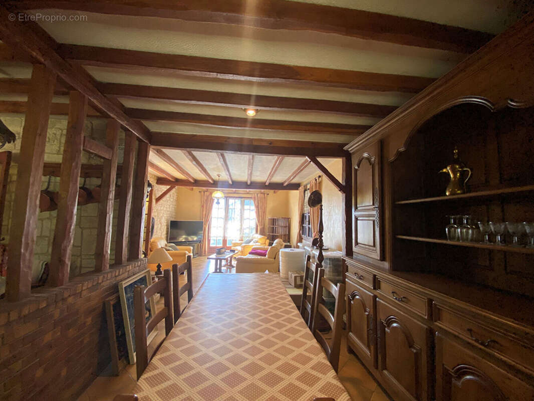 Maison à LEUDEVILLE