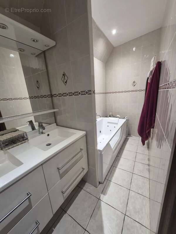 Appartement à SOSPEL