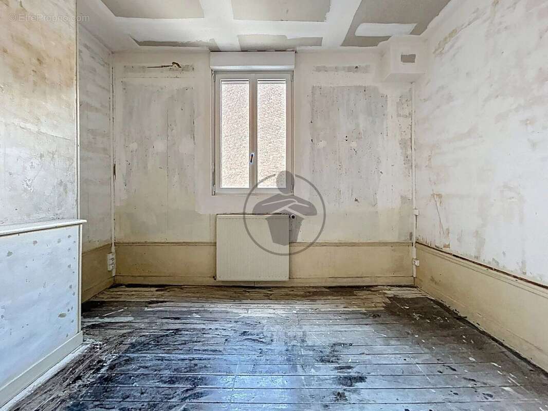 Maison à SAINT-QUENTIN