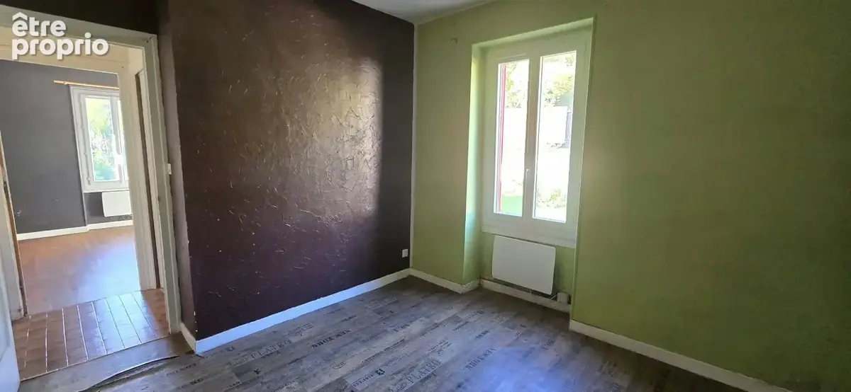 Maison individuelle à rénover de 105 m2 habitables sur 2109 m2 de terrain - photo 10
